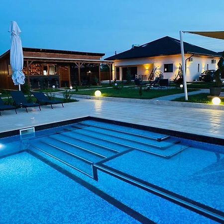 Havana Resort Murighiol Luaran gambar
